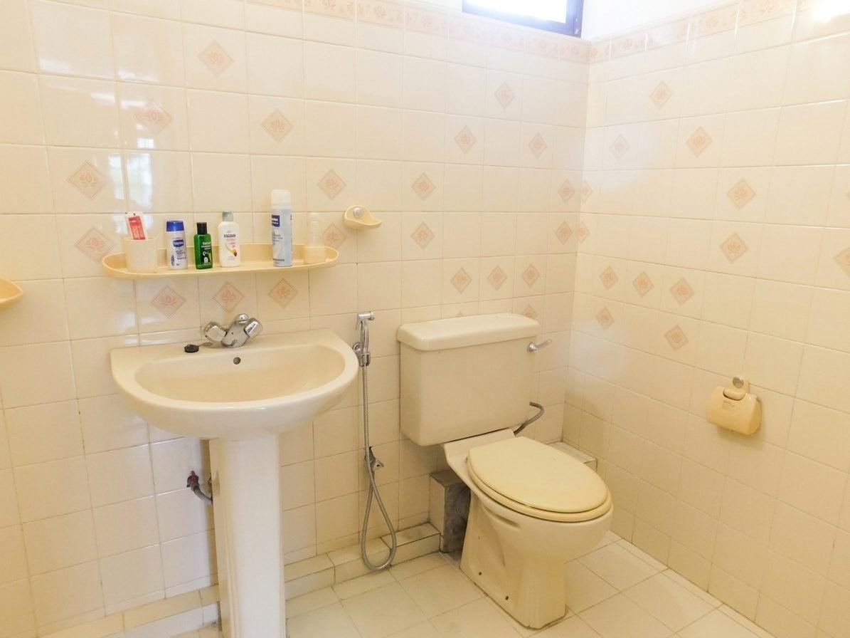 Three storey house for sale in Ethul kotte - photo 7