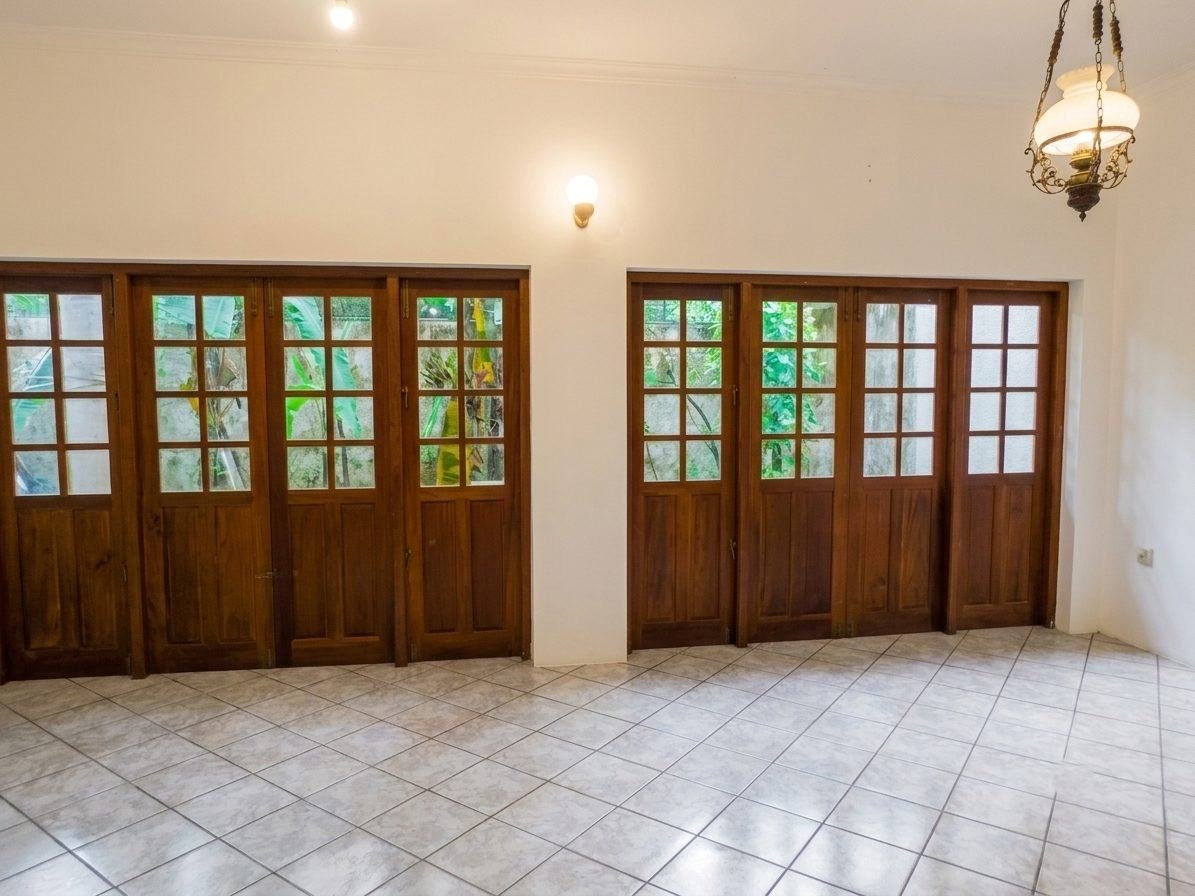 Three storey house for sale in Ethul kotte - photo 3