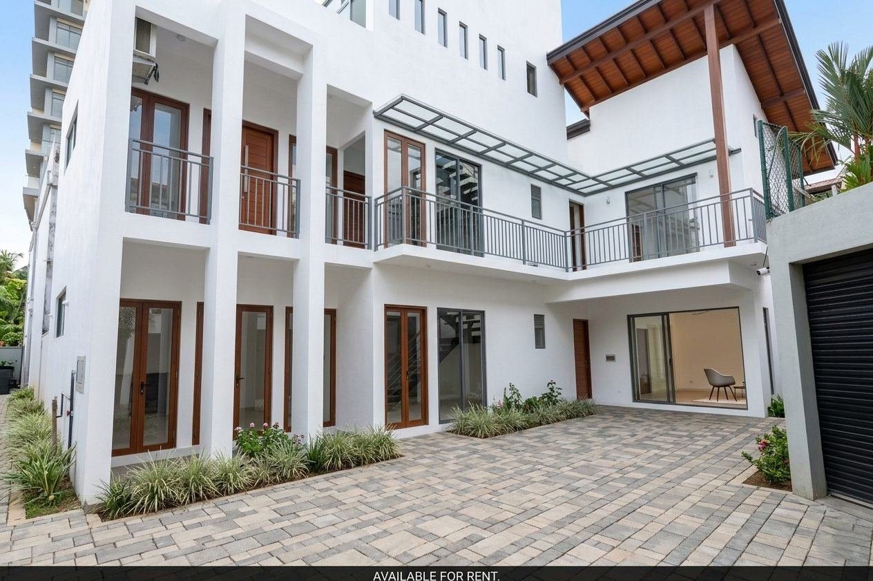 Luxury House for rent in Colombo 05 - photo 1
