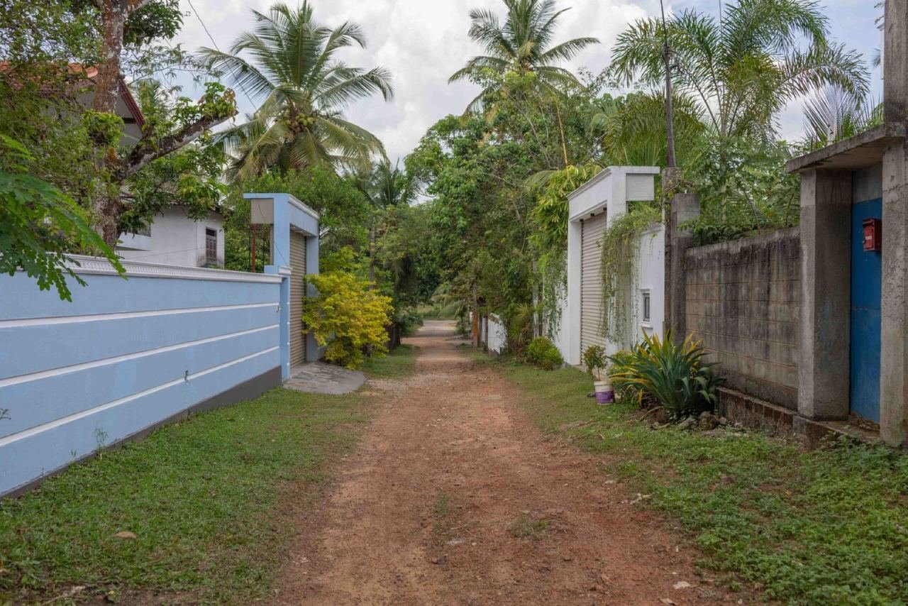 Land for sale in Horana Dikhena - photo 2