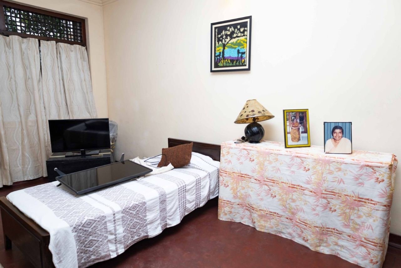 House for sale in Kohuwala Nugegoda facing main rd - photo 8