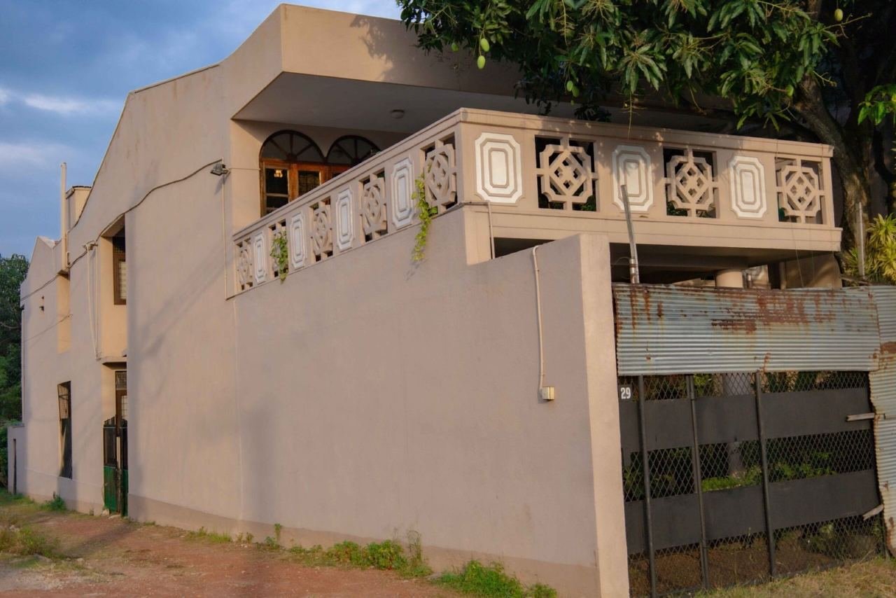 House for sale in Kohuwala Nugegoda facing main rd - photo 12