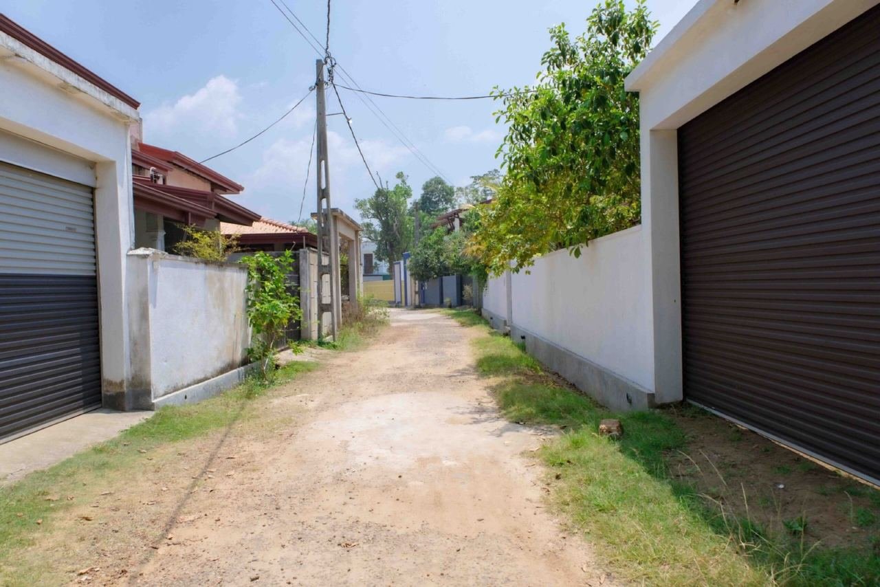 Two storey house for sale in Kalutara Wadduwa - photo 12