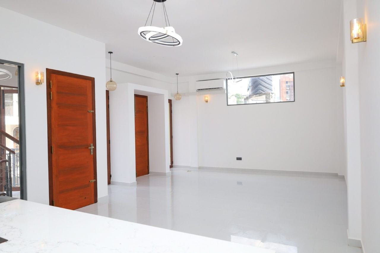Luxury House for rent in Colombo 05 - photo 2