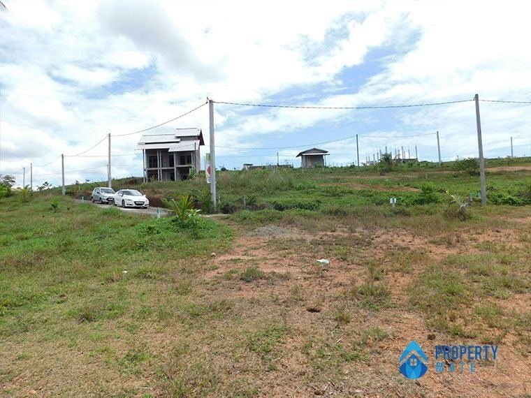 Land for sale in Wadduwa Kalutara - photo 1