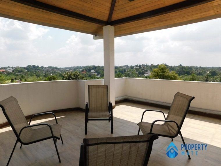 Three storey luxury house for sale in Kotte - photo 8