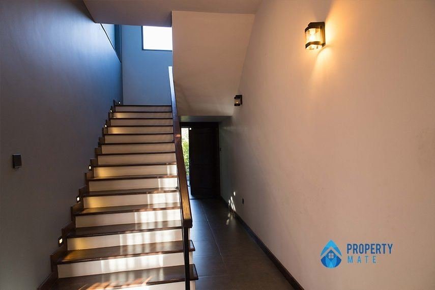 Two storey luxury house for sale in Wellampitiya - photo 10