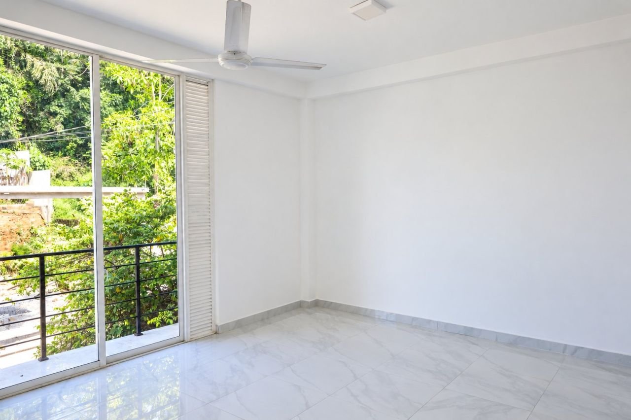 Modern spacious two-storey house for rent - photo 3