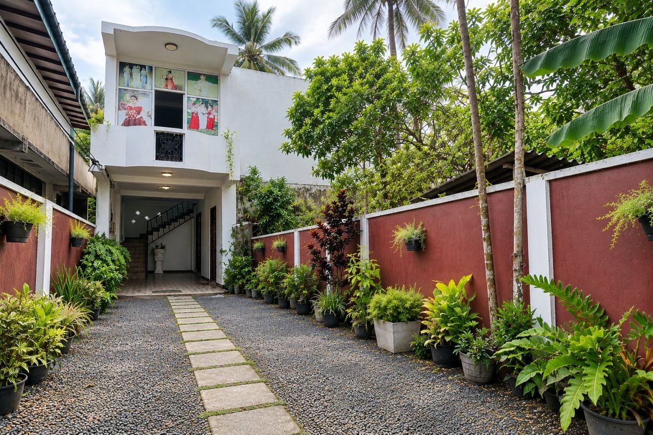 Two-storey house with separate annex for sale in Moratuwa – Lakshapathiya - photo 1