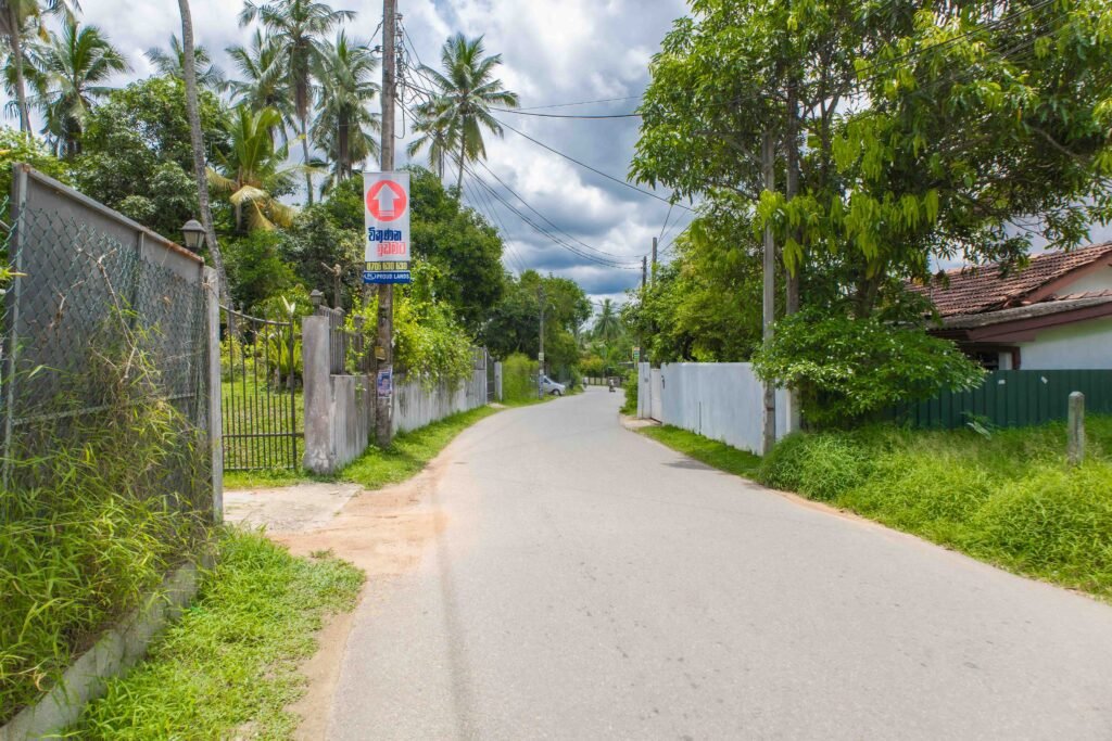 Land for sale in Malabe Kotalawala
