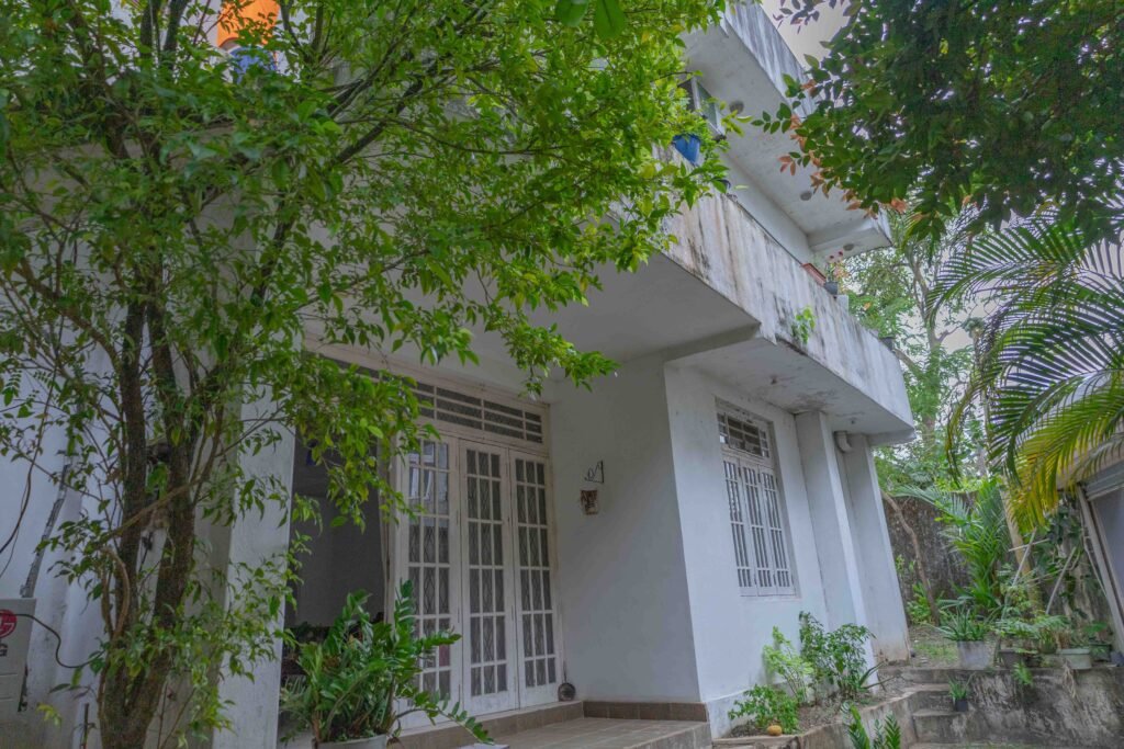 Three storey house for sale in Maharagama Dewala rd