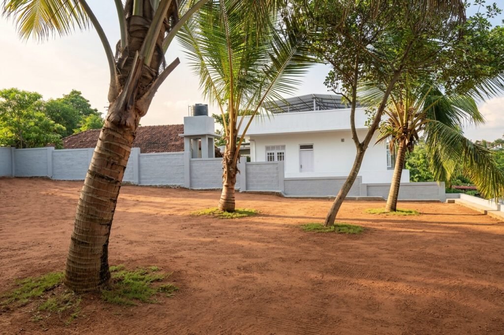 Land for sale in Maharagama Polwatte rd close Pannipitiya